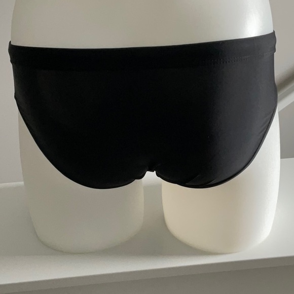 Great little mens swim brief - Picture 3 of 6